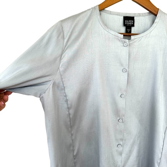 Eileen Fisher tunic top with crew neckline and 3/4 length sleeves,  in 💯 silk - Picture 9 of 16
